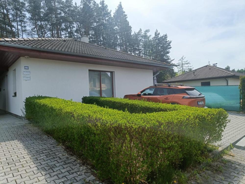 Relaxklub Villa S Wellness Tremosna ภายนอก รูปภาพ
